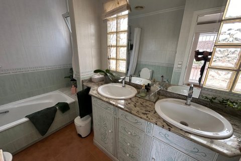 House for sale Torrevieja, Alicante, Spain 76 sq.m. No. 109122 - photo 10
