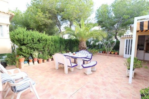 Villa for sale in Villamartin, Alicante, Spain 5 bedrooms, 308 sq.m. No. 189377 - photo 20
