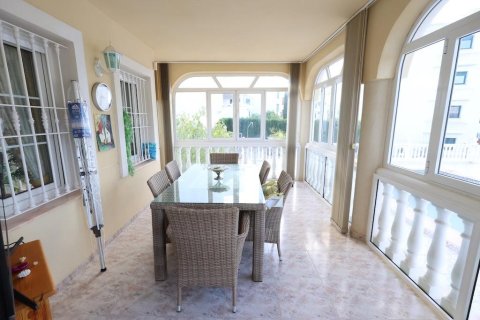 Villa for sale in Villamartin, Alicante, Spain 5 bedrooms, 308 sq.m. No. 189377 - photo 19