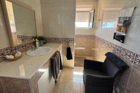 Finca à vendre à Albatera, Alicante, Espagne, 6 chambres, 226 m2 No. 189381 - photo 16