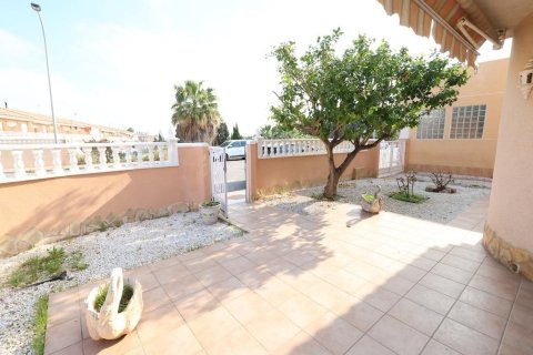 Villa zum Verkauf in Los Balcones, Alicante, Spanien 3 Schlafzimmer, 101 m2 Nr. 189380 - Foto 3