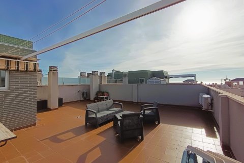 Apartment for sale in Cabo Roig, Alicante, Spain 2 bedrooms, 70 sq.m. No. 189383 - photo 2