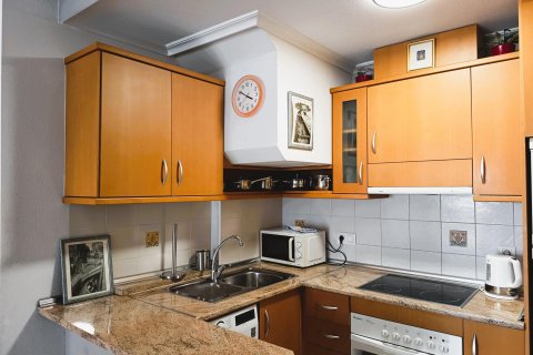 Apartment for sale in Cabo Roig, Alicante, Spain 2 bedrooms, 70 sq.m. No. 189383 - photo 10