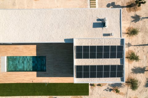 Villa en venta en Pinoso, Alicante, España 3 dormitorios, 178 m2 No. 149753 - foto 3