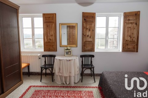 Продажа дома в Мальпика де Бергантиньос, Ла-Корунья, Испания 6 спален, 239м2 №153125 - фото 9