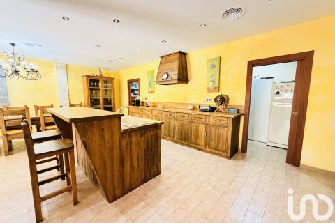 Dom w Aspe, Alicante, Hiszpania 5 sypialni, 583 mkw. nr 153123 – zdjęcie 23