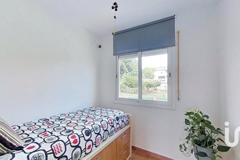 Townhouse for sale in La Pobla De Montornes, Tarragona, Spain 4 bedrooms, 144 sq.m. No. 153128 - photo 17