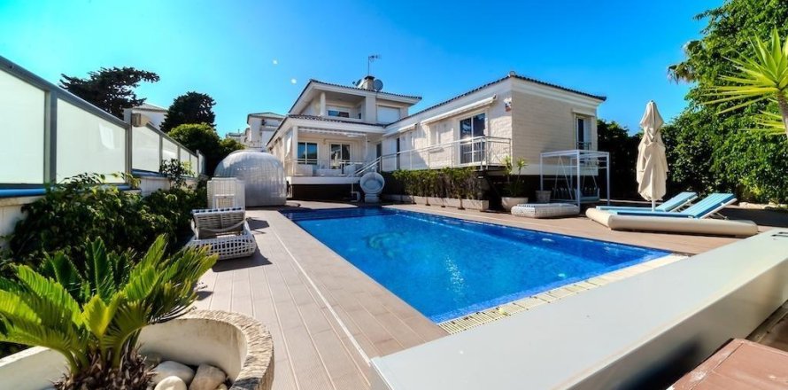 Villa in La Mata, Alicante, Spanien 5 Schlafzimmer, 438 m2 Nr. 191628