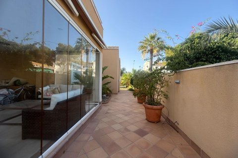 Townhouse zum Verkauf in Dehesa De Campoamor, Alicante, Spanien 5 Schlafzimmer, 179 m2 Nr. 191633 - Foto 13