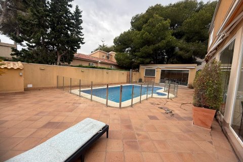 Townhouse zum Verkauf in Dehesa De Campoamor, Alicante, Spanien 5 Schlafzimmer, 179 m2 Nr. 191633 - Foto 8