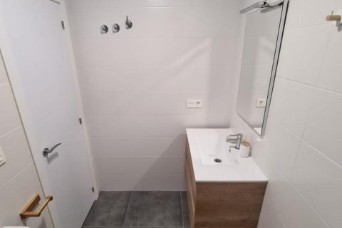 Продажа квартиры в Дехеса де Кампоамор, Аликанте, Испания 3 спальни, 80м2 №191634 - фото 11