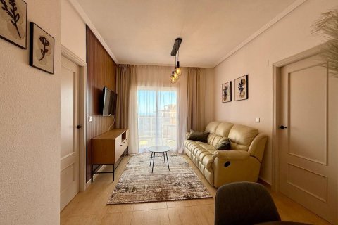 Продажа квартиры в Гуардамар-дель-Сегура, Аликанте, Испания 3 спальни, 79м2 №191630 - фото 11