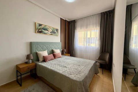 Продажа квартиры в Гуардамар-дель-Сегура, Аликанте, Испания 3 спальни, 79м2 №191630 - фото 28