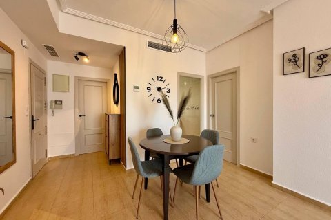 Продажа квартиры в Гуардамар-дель-Сегура, Аликанте, Испания 3 спальни, 79м2 №191630 - фото 14
