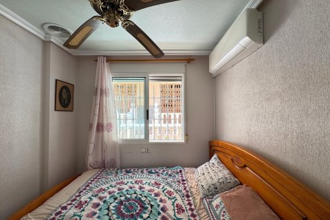 Townhouse zum Verkauf in Guardamar del Segura, Alicante, Spanien 3 Schlafzimmer, 91 m2 Nr. 191632 - Foto 23