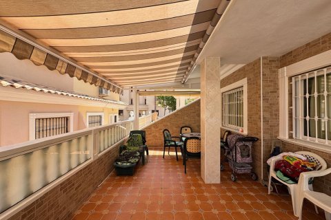Townhouse zum Verkauf in Guardamar del Segura, Alicante, Spanien 3 Schlafzimmer, 91 m2 Nr. 191632 - Foto 9