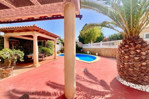 Villa zum Verkauf in Los Balcones, Alicante, Spanien 3 Schlafzimmer, 253 m2 Nr. 191631 - Foto 15