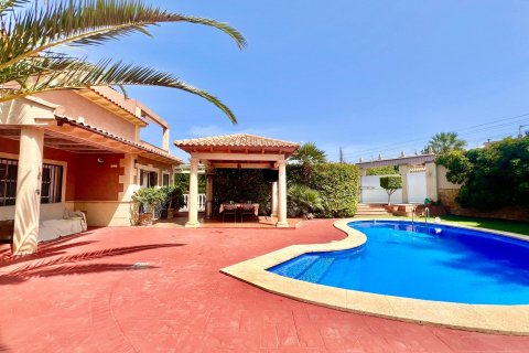 Villa zum Verkauf in Los Balcones, Alicante, Spanien 3 Schlafzimmer, 253 m2 Nr. 191631 - Foto 14