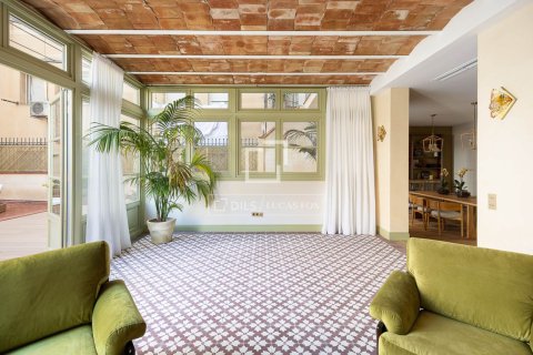 Lägenhet till salu i Barcelona, Spanien 3 sovrum, 200 kvm. Nr. 161413 - foto 26