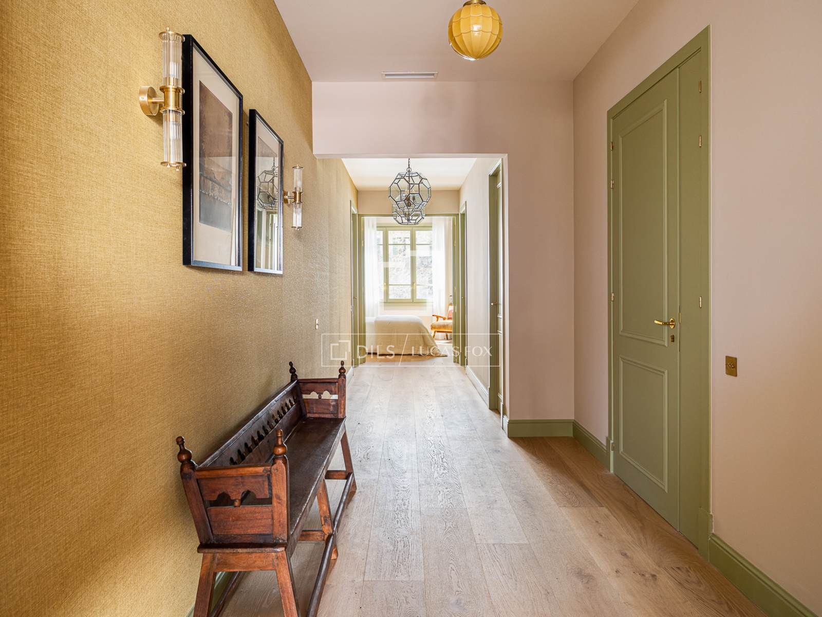 Квартира в Барселона, Испания 3 спальни, 200м2 №161413