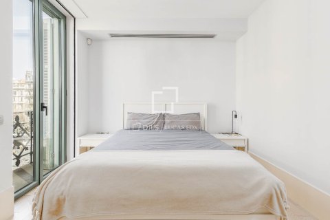 Lägenhet till salu i Barcelona, Spanien 2 sovrum, 96 kvm. Nr. 161417 - foto 17