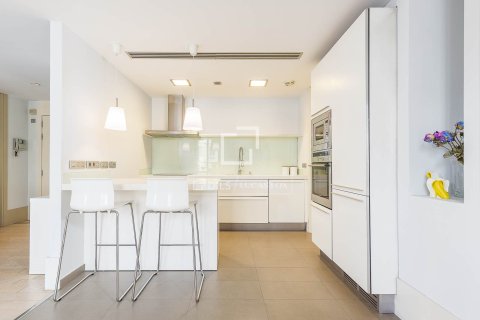 Lägenhet till salu i Barcelona, Spanien 2 sovrum, 96 kvm. Nr. 161417 - foto 10