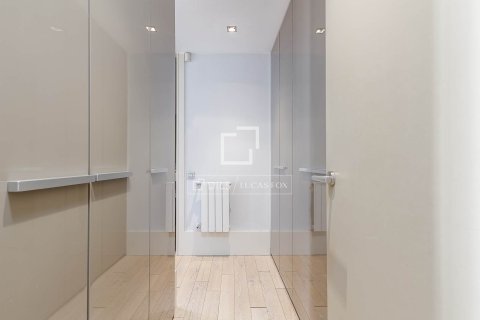 Lägenhet till salu i Barcelona, Spanien 2 sovrum, 96 kvm. Nr. 161417 - foto 14