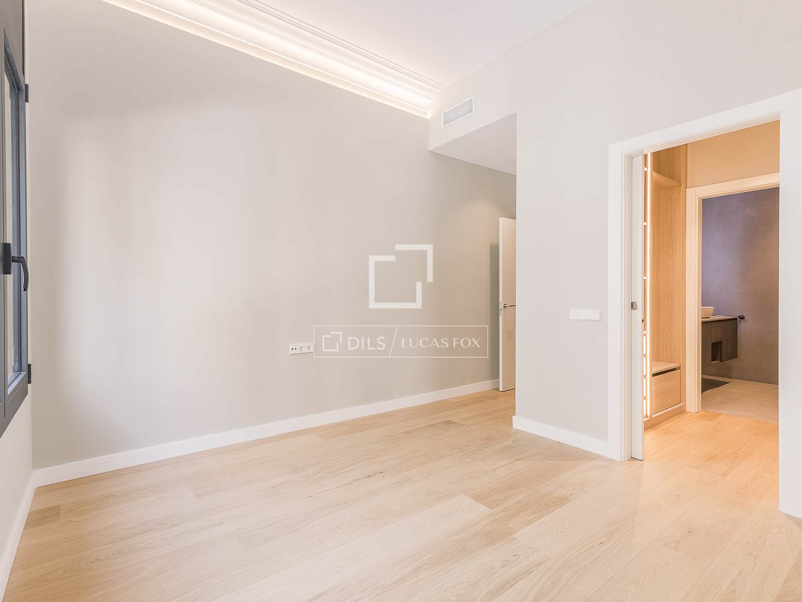 Appartamento a Barcelona, Spagna 5 camere da letto, 223 mq. N° 161418