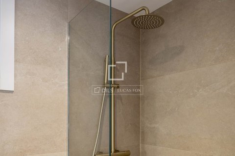 Lägenhet till salu i Barcelona, Spanien 2 sovrum, 50 kvm. Nr. 161416 - foto 19