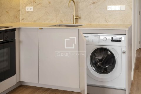 Lägenhet till salu i Barcelona, Spanien 2 sovrum, 50 kvm. Nr. 161416 - foto 10