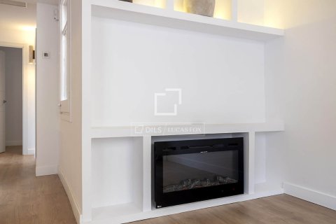 Lägenhet till salu i Barcelona, Spanien 2 sovrum, 50 kvm. Nr. 161416 - foto 5