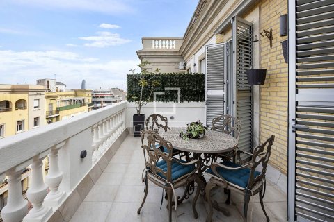 Apartment in Barcelona, Spain 1 bedroom, 57 sq.m. No. 161415