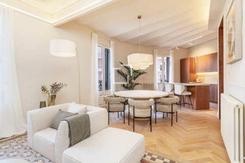 Apartment à vendre à Barcelona, Espagne, 4 chambres, 183 m2 No. 161414 - photo 8
