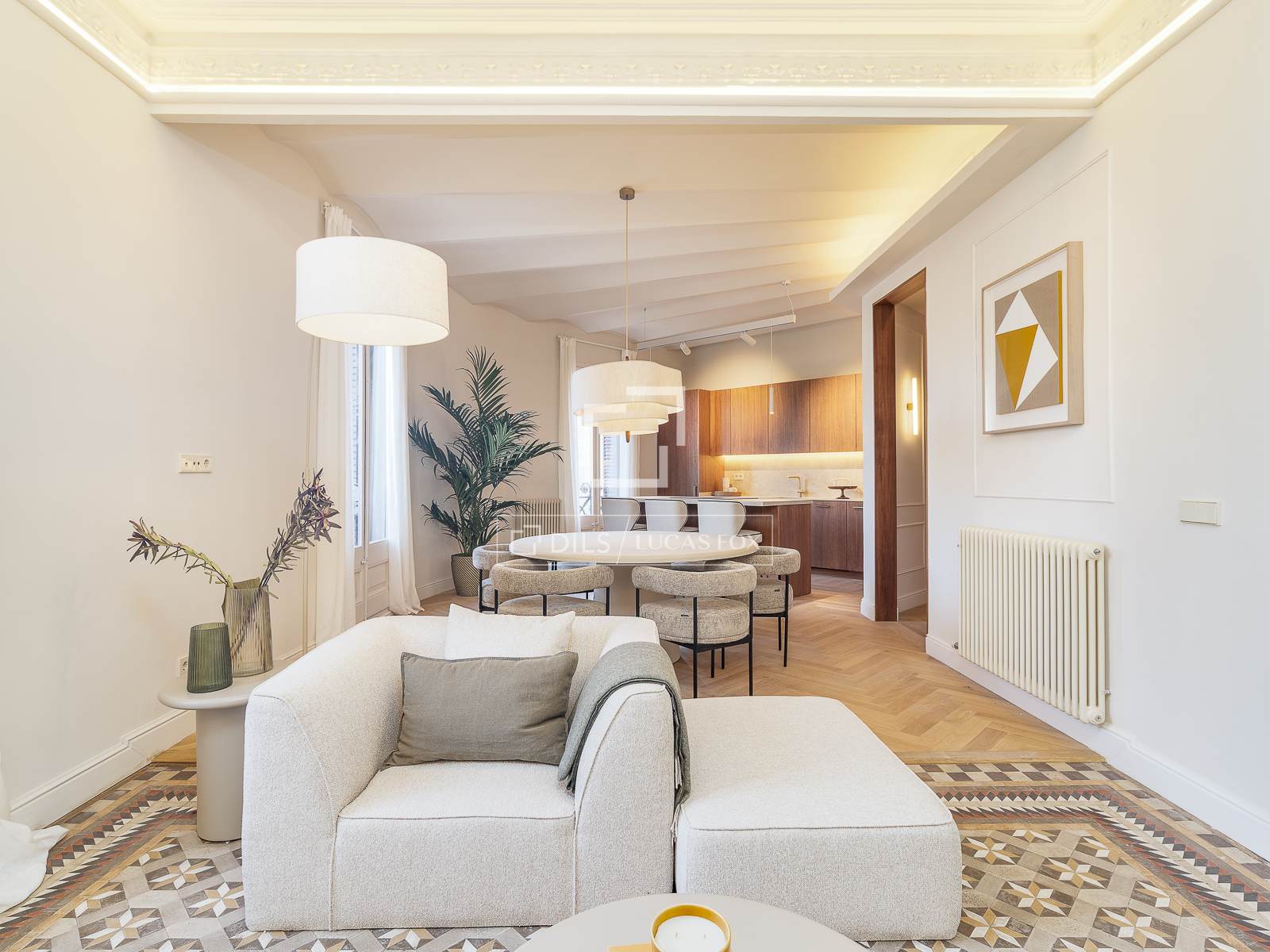 Huoneisto Barcelona, Espanja 4 makuuhuonetta, 183 m2 No. 161414