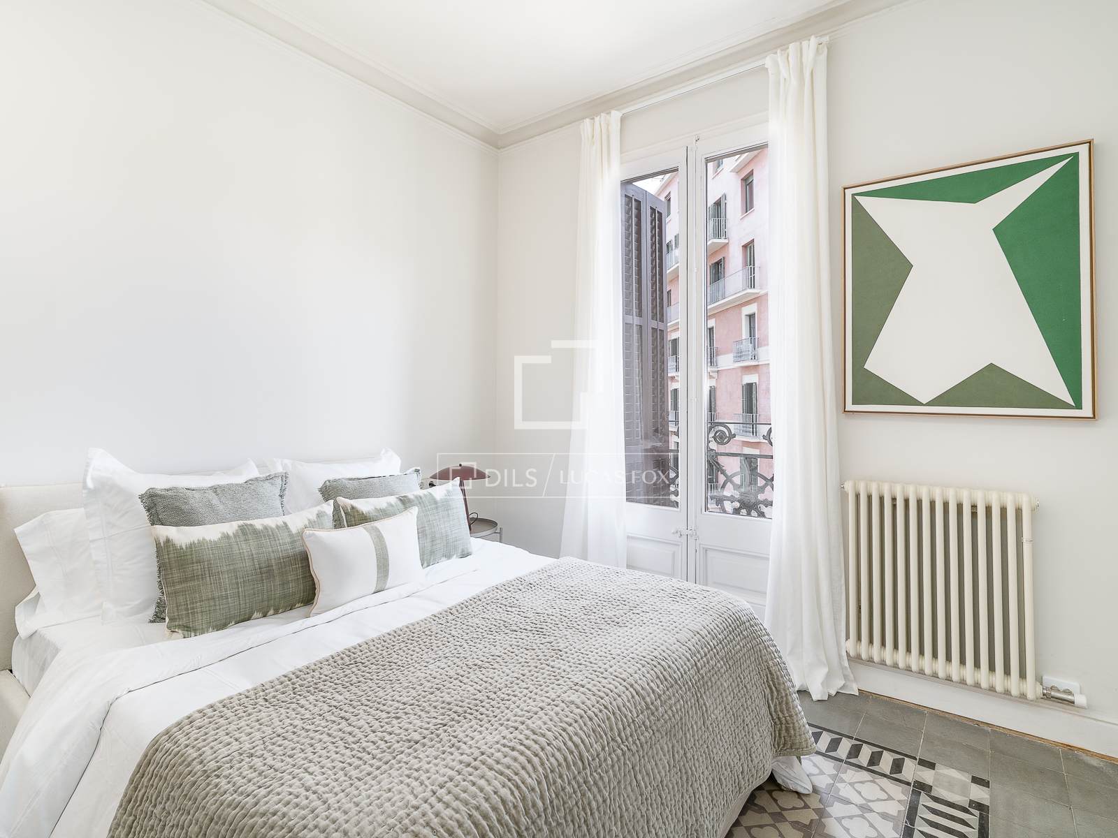 Huoneisto Barcelona, Espanja 4 makuuhuonetta, 183 m2 No. 161414