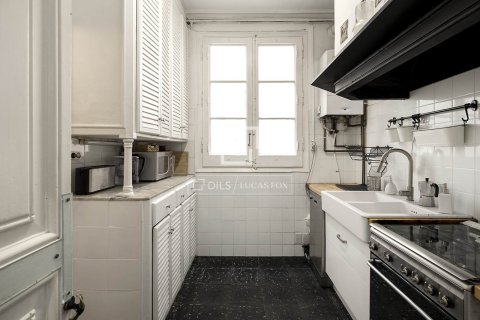 Lägenhet till salu i Barcelona, Spanien 5 sovrum, 161 kvm. Nr. 161419 - foto 19