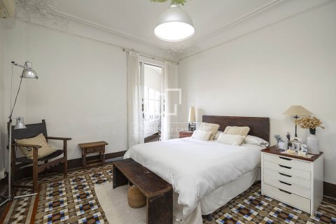 Lägenhet till salu i Barcelona, Spanien 5 sovrum, 161 kvm. Nr. 161419 - foto 24