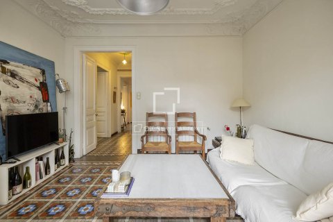 Lägenhet i Barcelona, Spanien 5 sovrum, 161 kvm. Nr. 161419