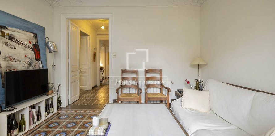 Lägenhet i Barcelona, Spanien 5 sovrum, 161 kvm. Nr. 161419