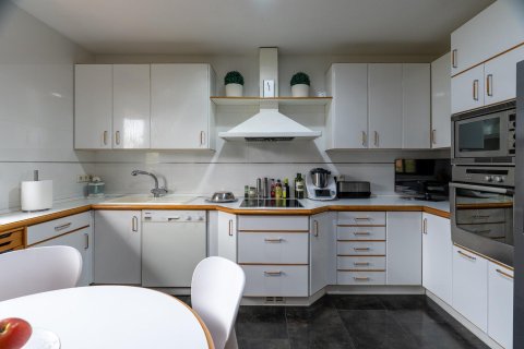 Māja pārdošanā Madrid, Spānijā 6 istabas, 410 m2 Nr. 168359 - attēls 18