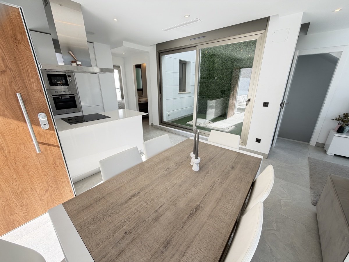 Huvila Villamartin, Alicante, Espanja 4 makuuhuonetta, 148 m2 No. 155527