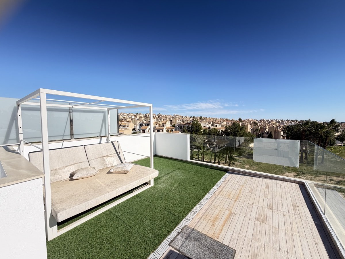 Huvila Villamartin, Alicante, Espanja 4 makuuhuonetta, 148 m2 No. 155527