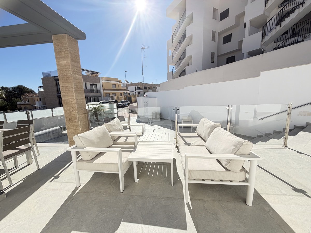Huvila Villamartin, Alicante, Espanja 4 makuuhuonetta, 148 m2 No. 155527