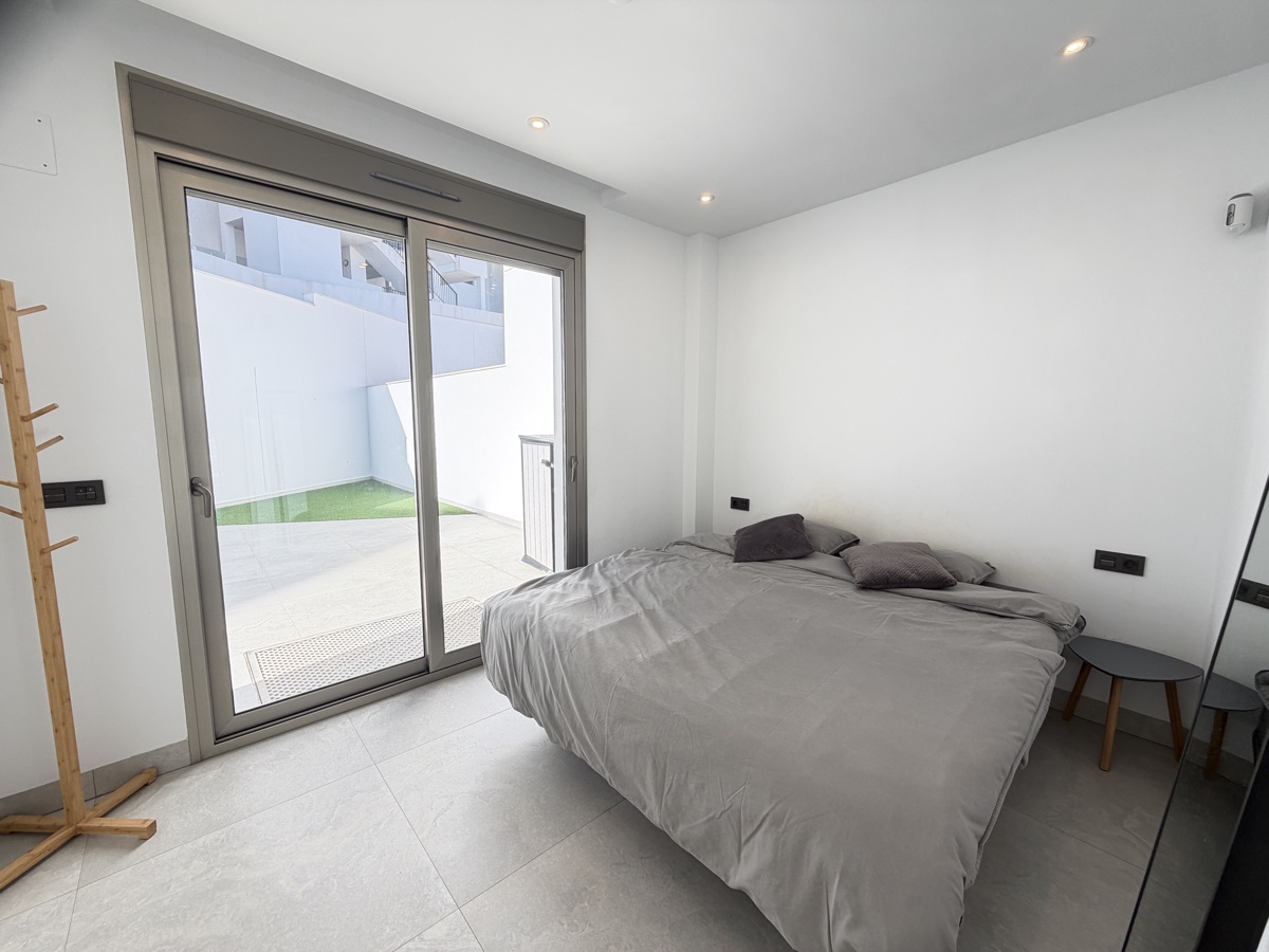 Huvila Villamartin, Alicante, Espanja 4 makuuhuonetta, 148 m2 No. 155527