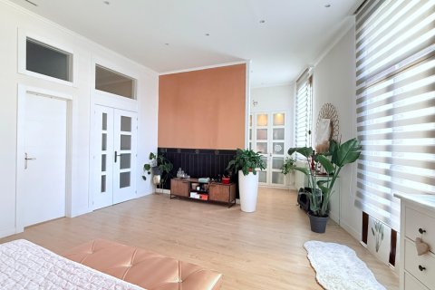 Dzīvoklis pārdošanā Barcelona, Spānijā 3 istabas, 650 m2 Nr. 155550 - attēls 8