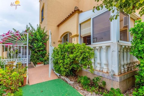 Apartment for sale La Zenia, Alicante, Spain 3 bedrooms, 106 sq.m. No. 117145 - photo 11