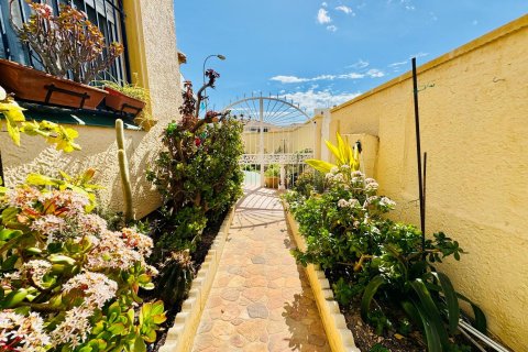 Apartment for sale La Zenia, Alicante, Spain 3 bedrooms, 106 sq.m. No. 117145 - photo 30