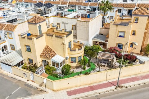 Apartment for sale La Zenia, Alicante, Spain 3 bedrooms, 106 sq.m. No. 117145 - photo 1