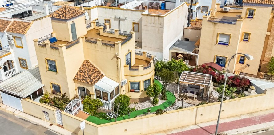 Apartment La Zenia, Alicante, Spain 3 bedrooms, 106 sq.m. No. 117145