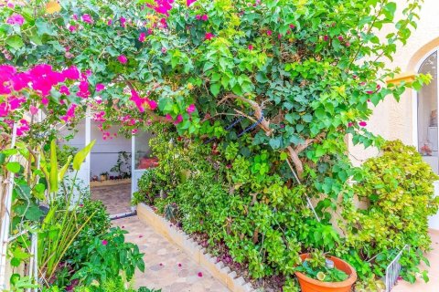 Apartment for sale La Zenia, Alicante, Spain 3 bedrooms, 106 sq.m. No. 117145 - photo 23